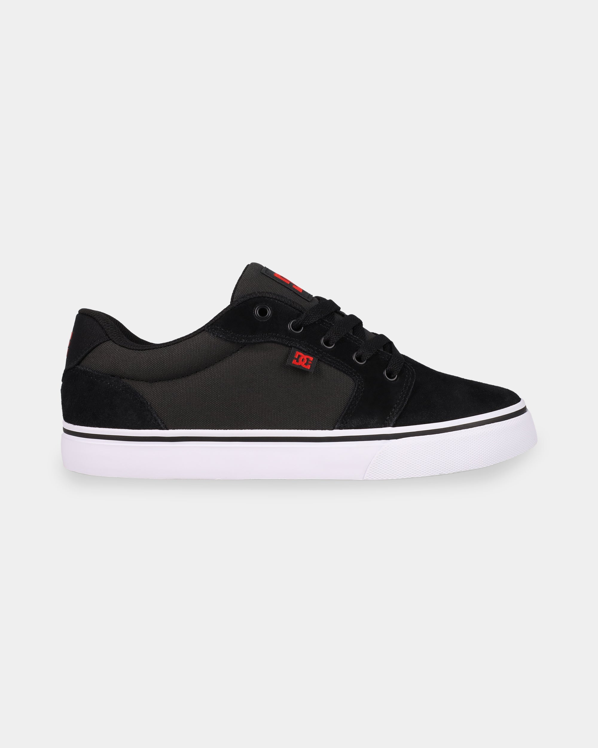 303190_dcshoes_005_sd1