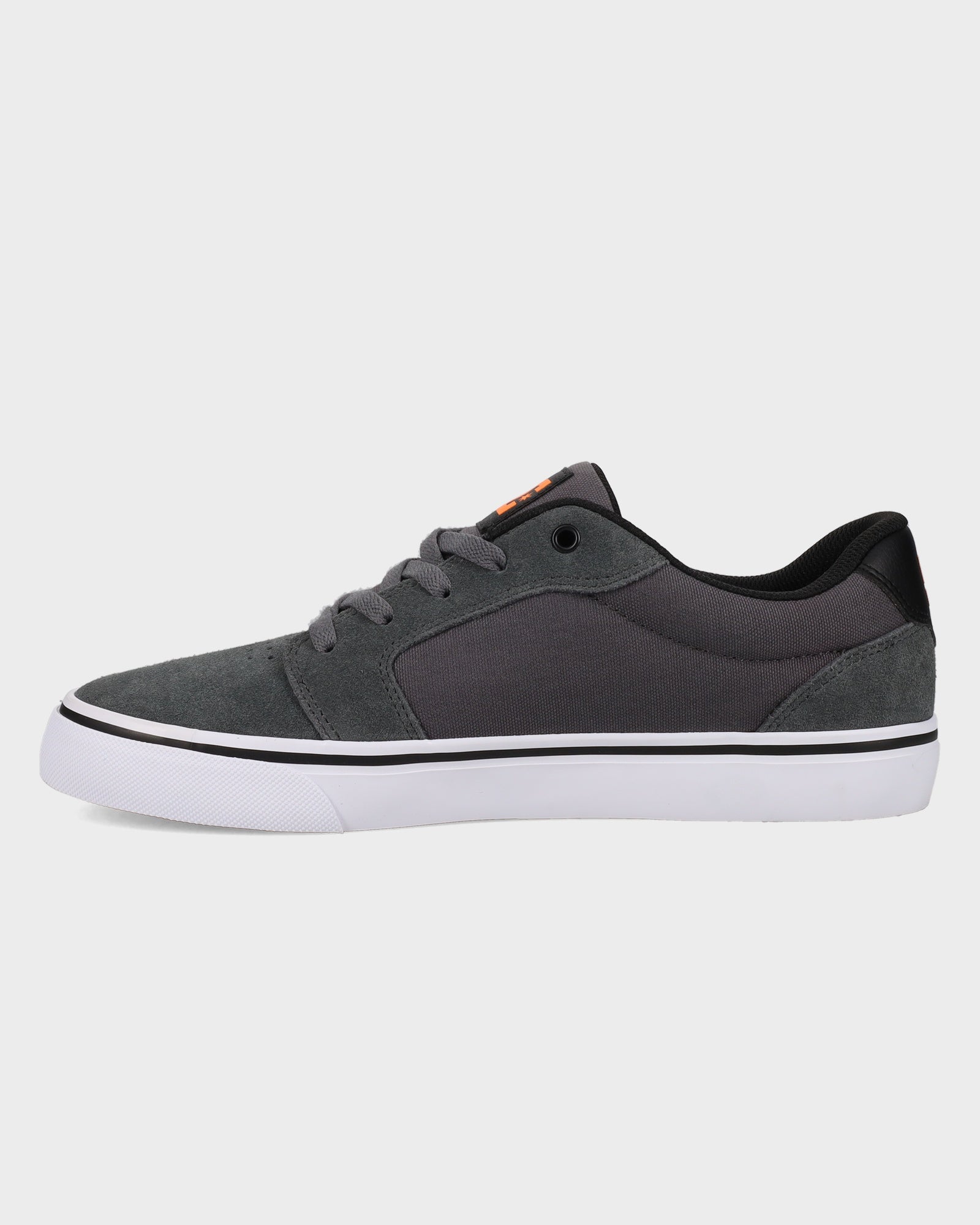 Mens Anvil Skate Shoes