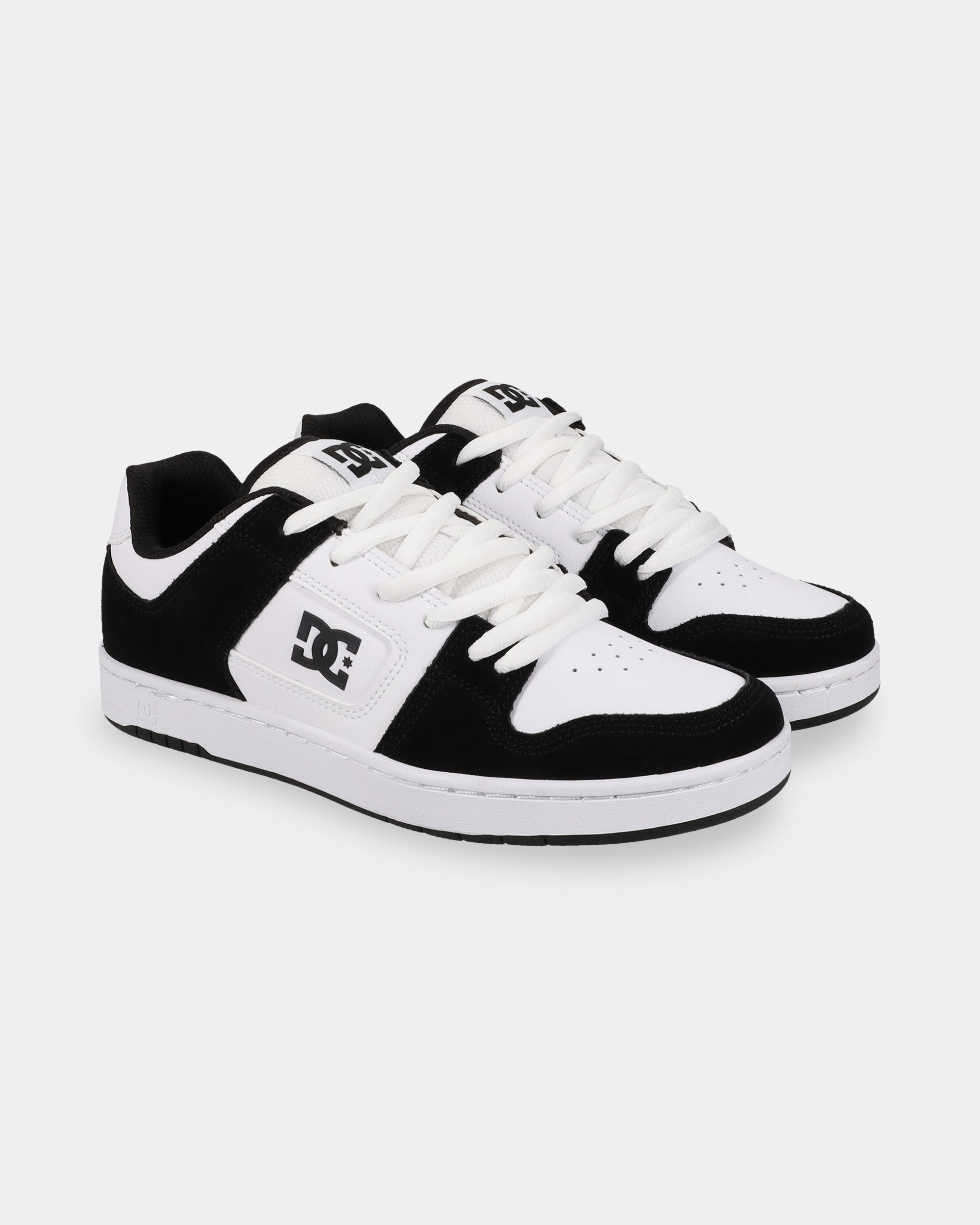 adys100765_dcshoes_wbk_frt1