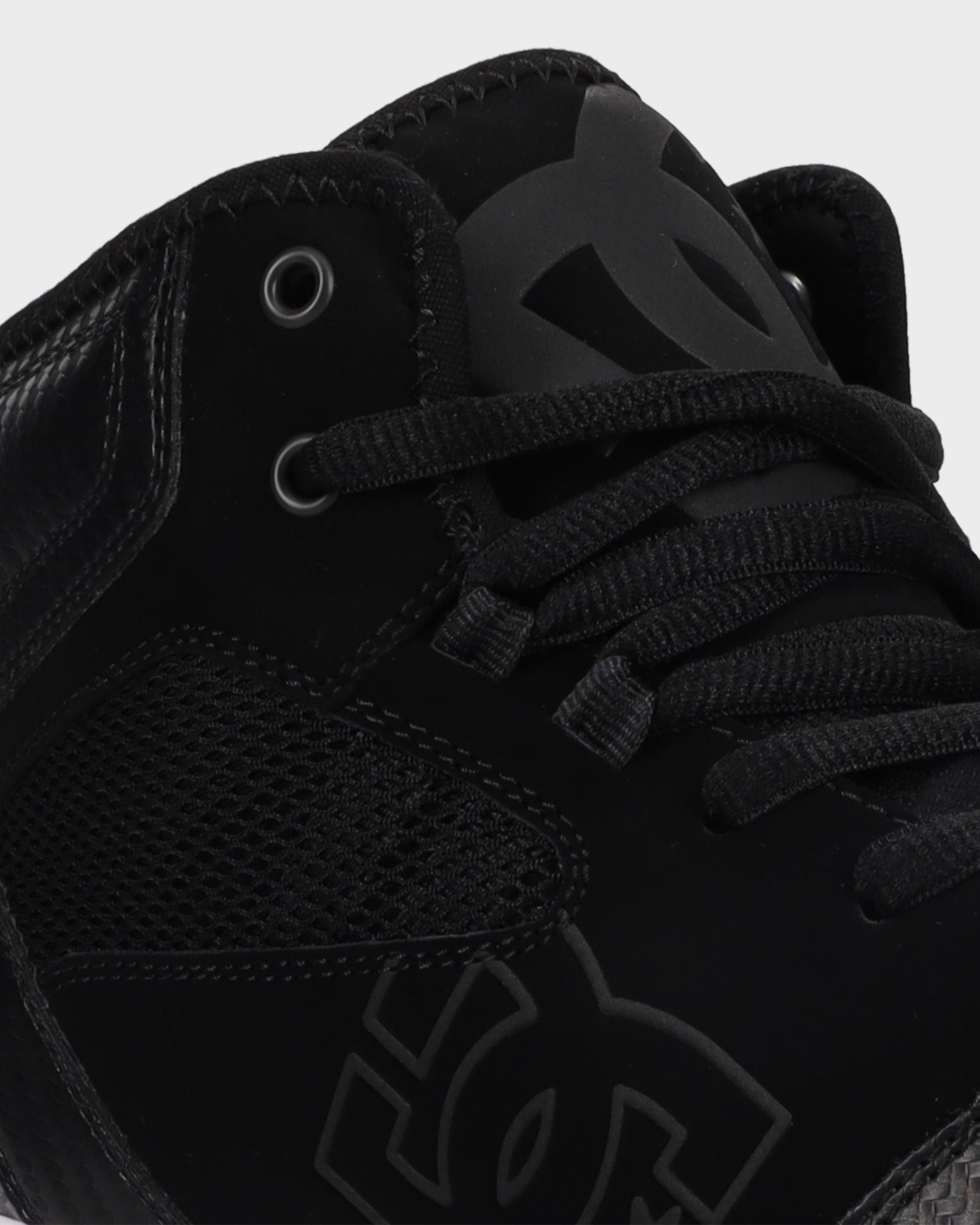 Mens Versatile HI Skate Shoes