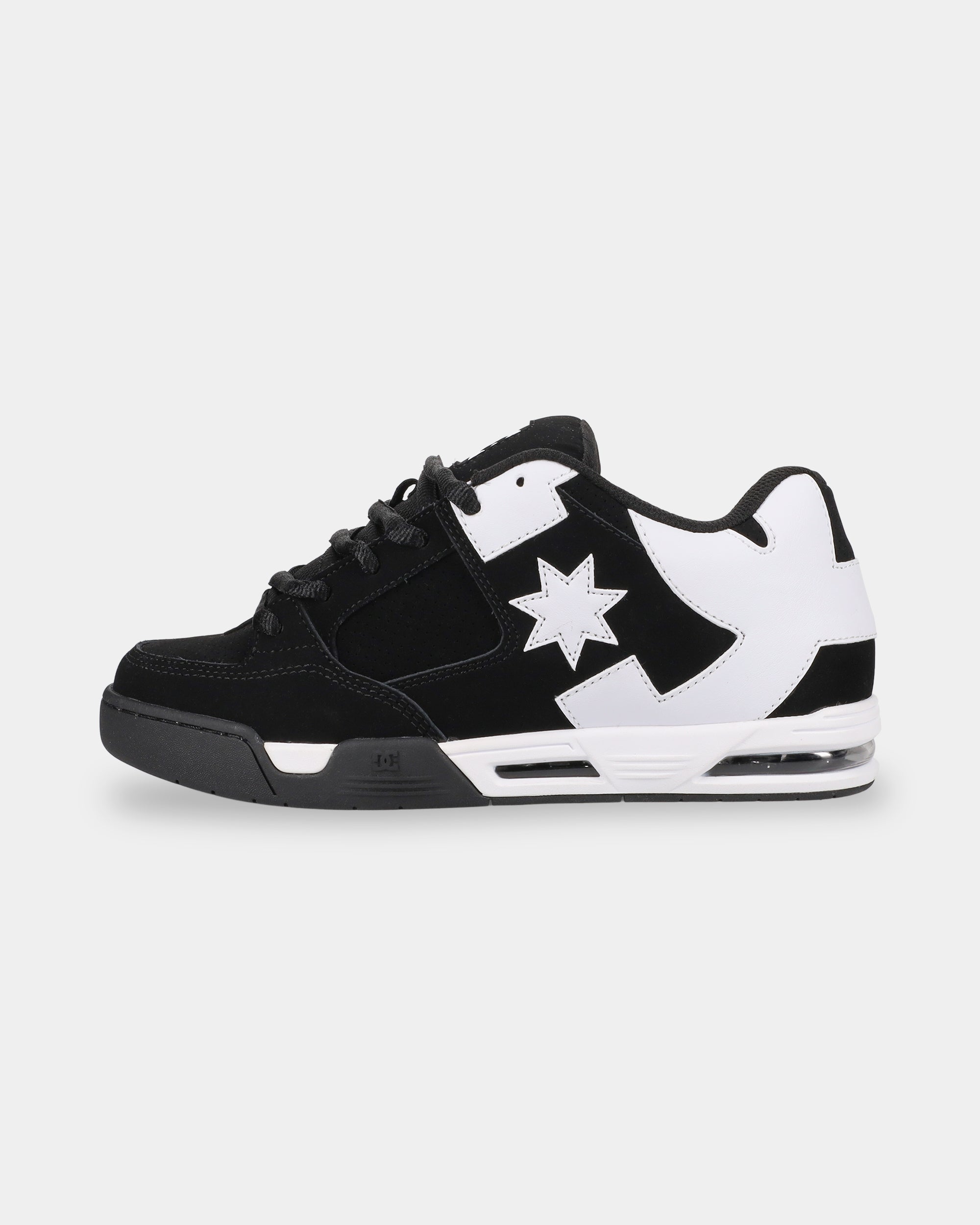 dc02220_dcshoes_002_sd3