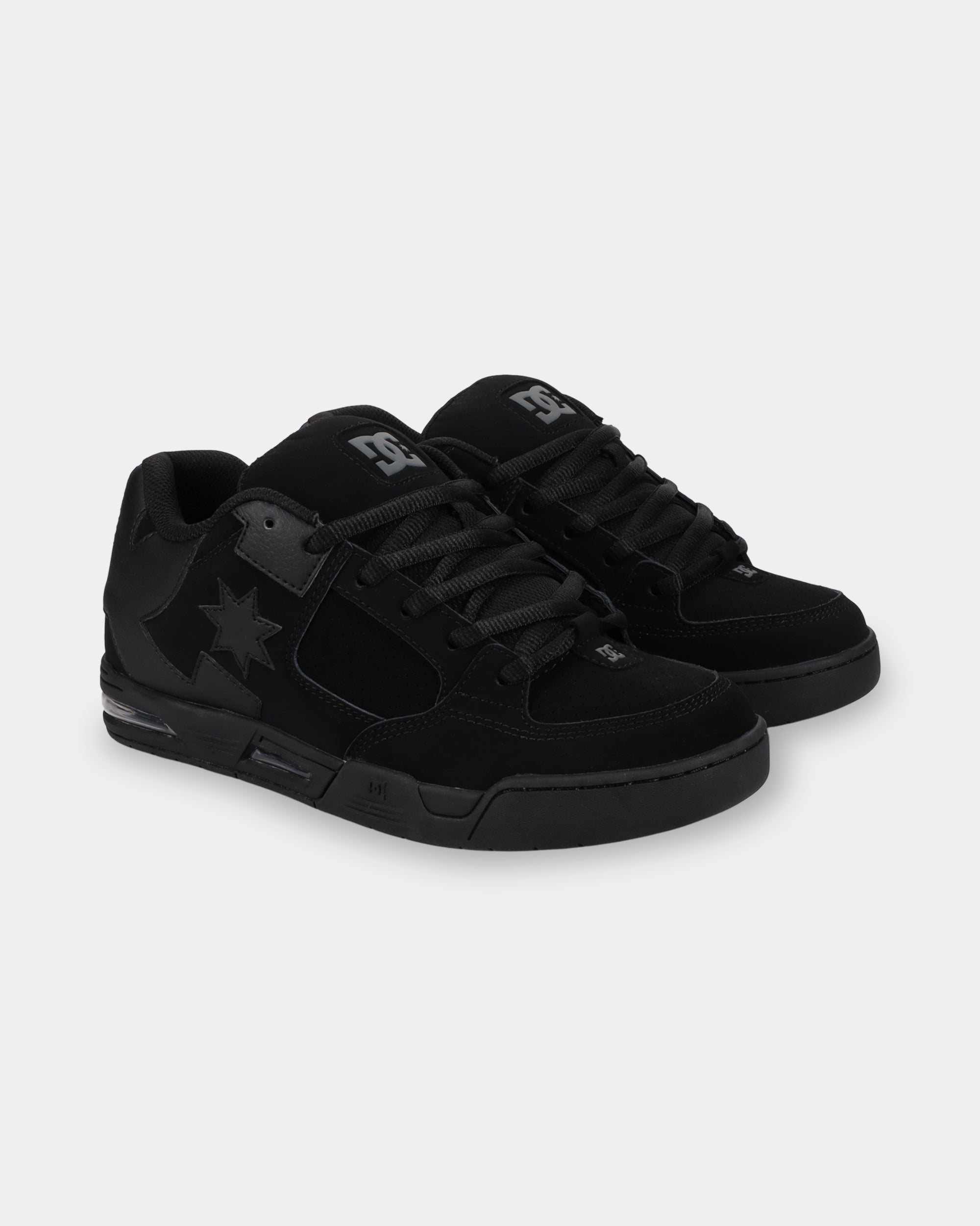 dc02220_dcshoes_004_frt1