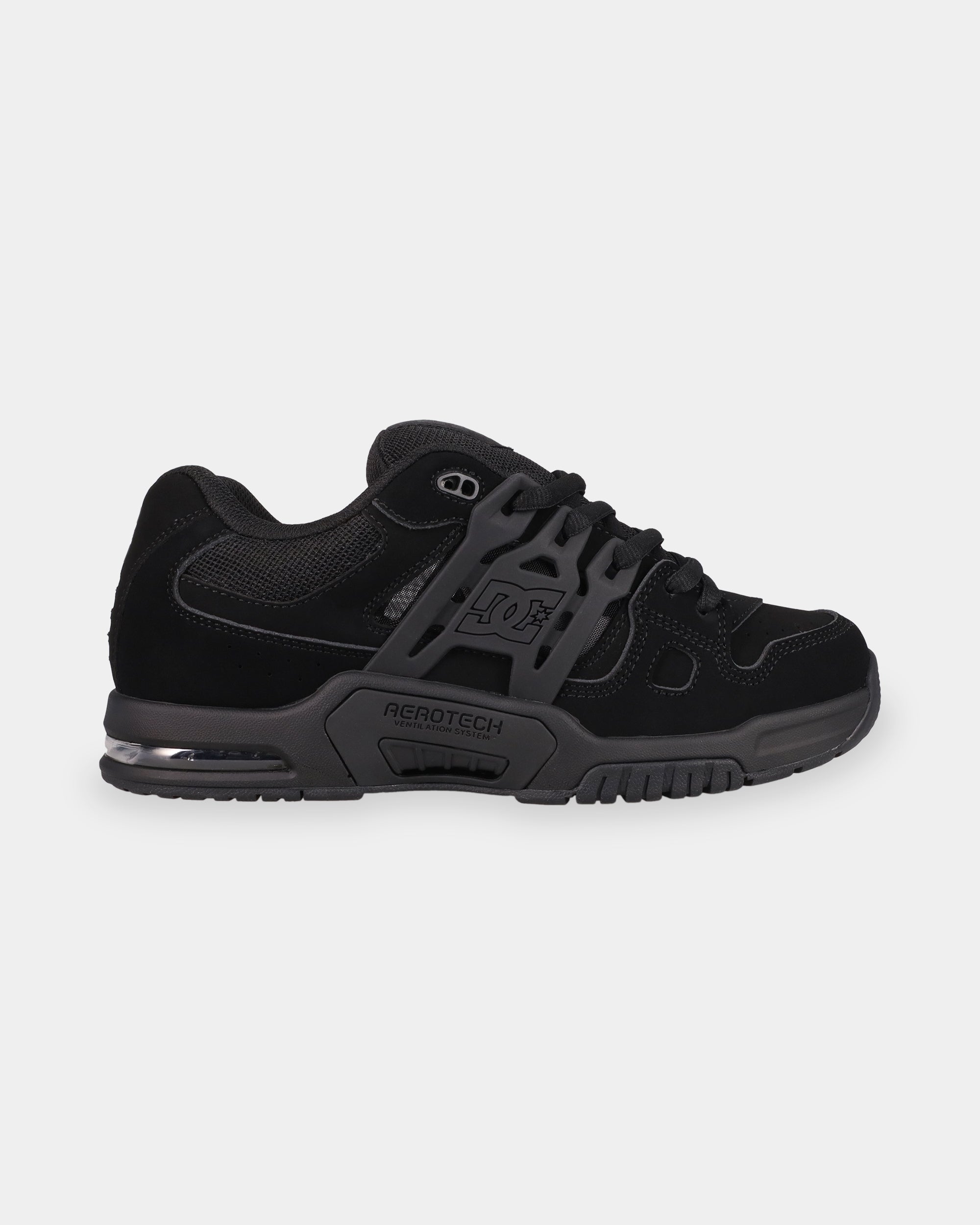 dc02906_dcshoes_004_sd1