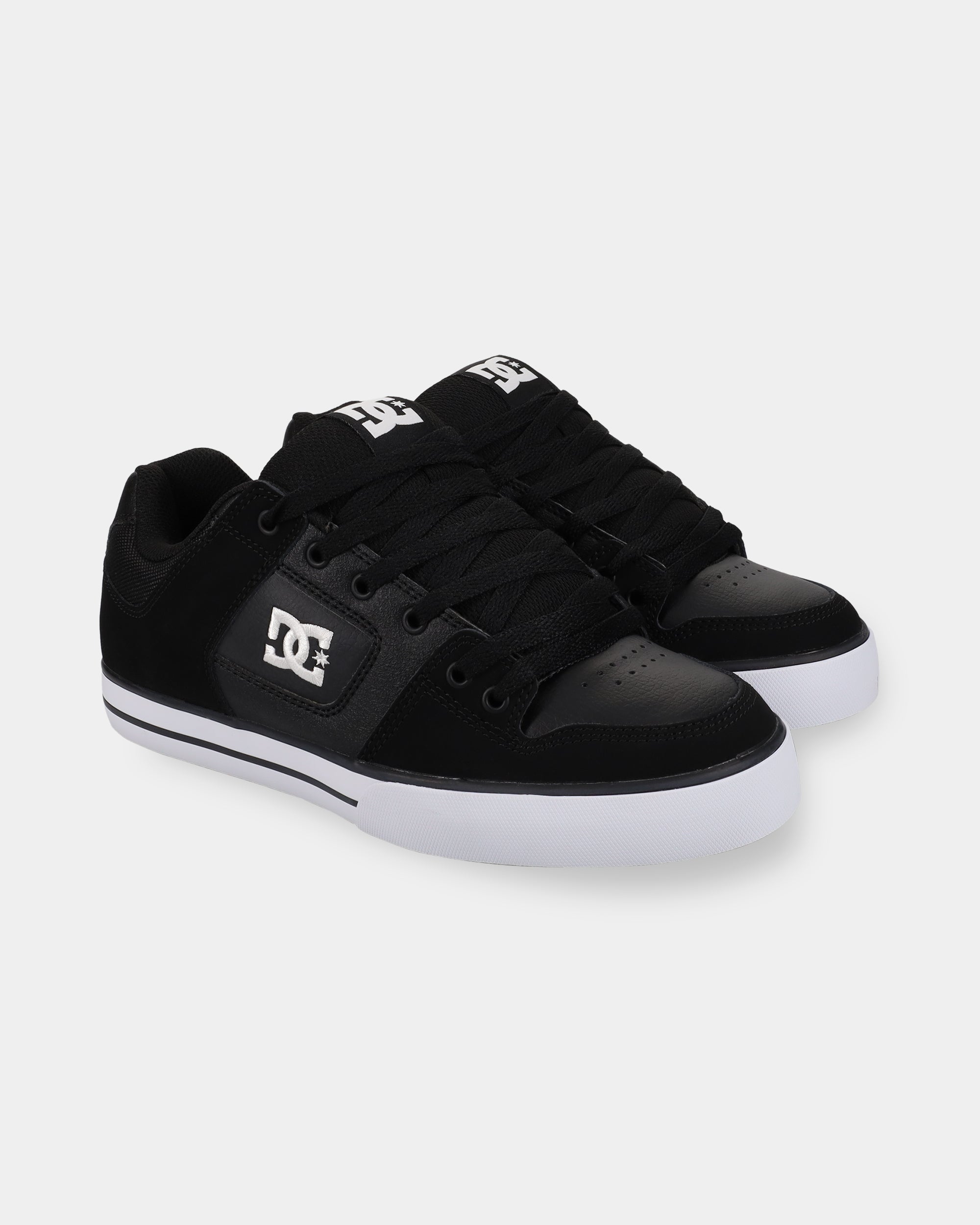 300660_dcshoes_blw_frt1