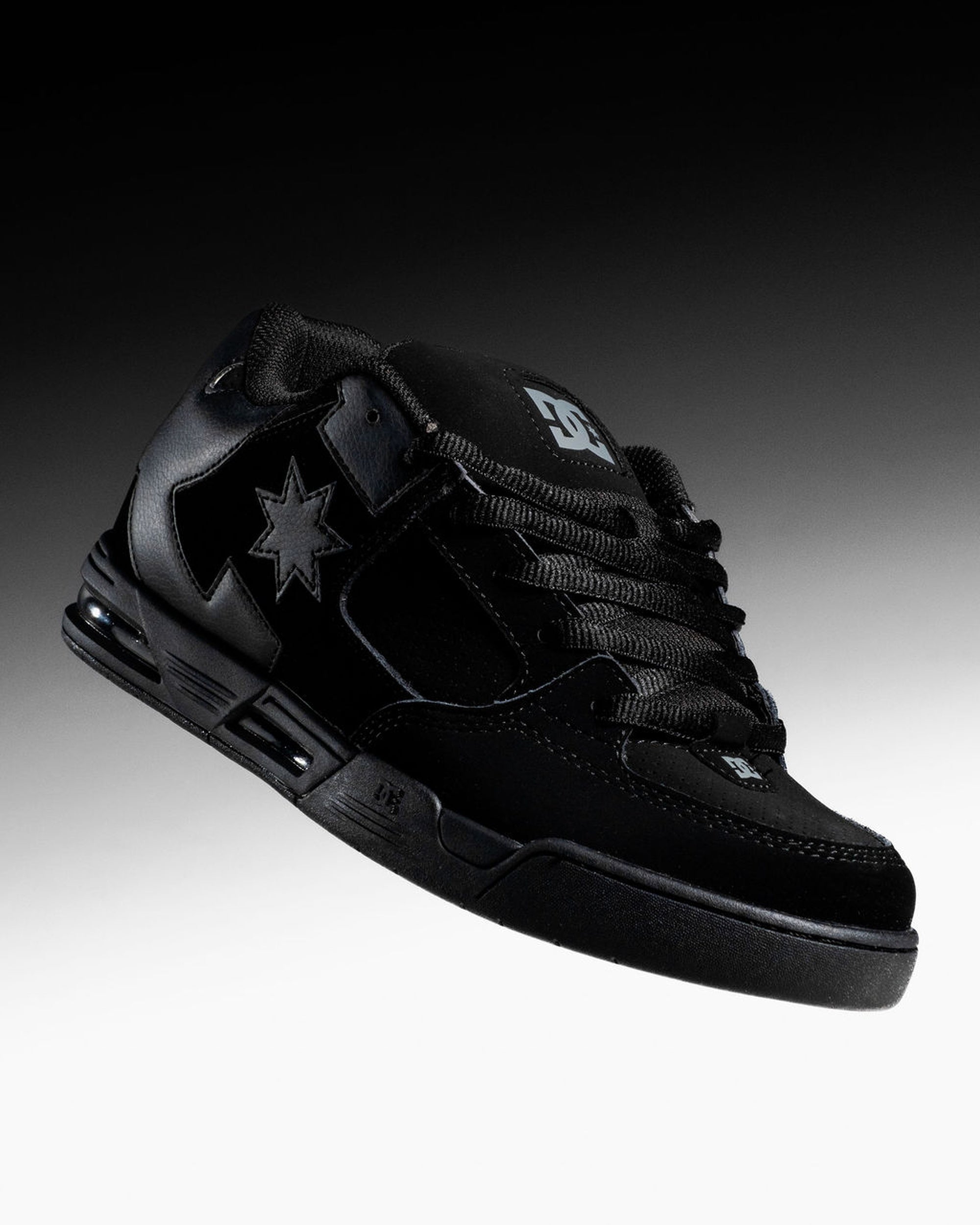 Mens Dc Commad Skate Shoes