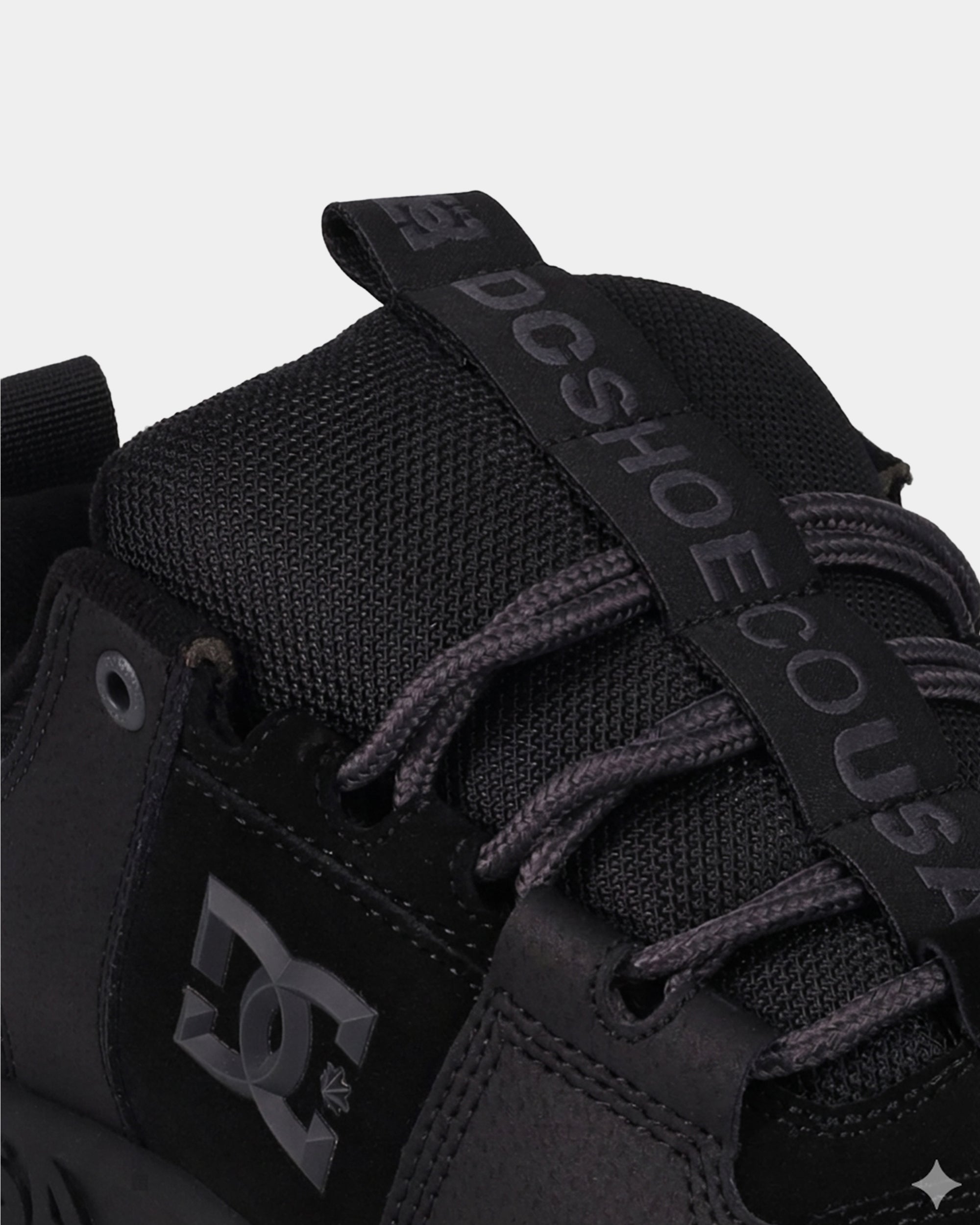 Mens Lynx OG Skate Shoes