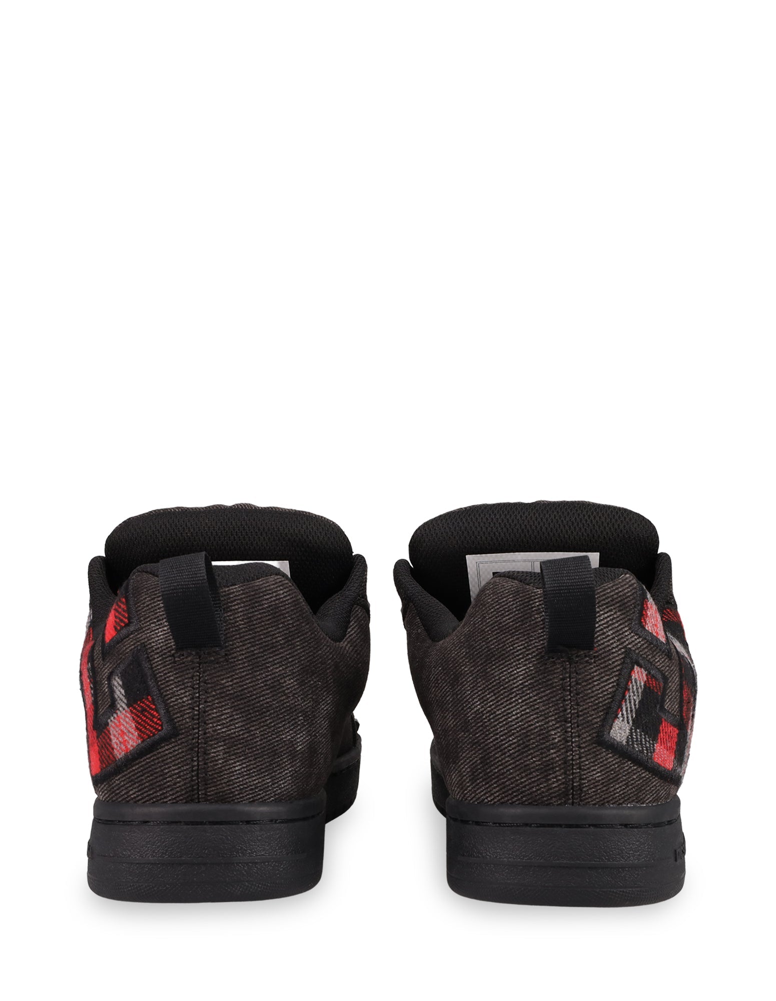 dc01665_dcshoes_006_bck1