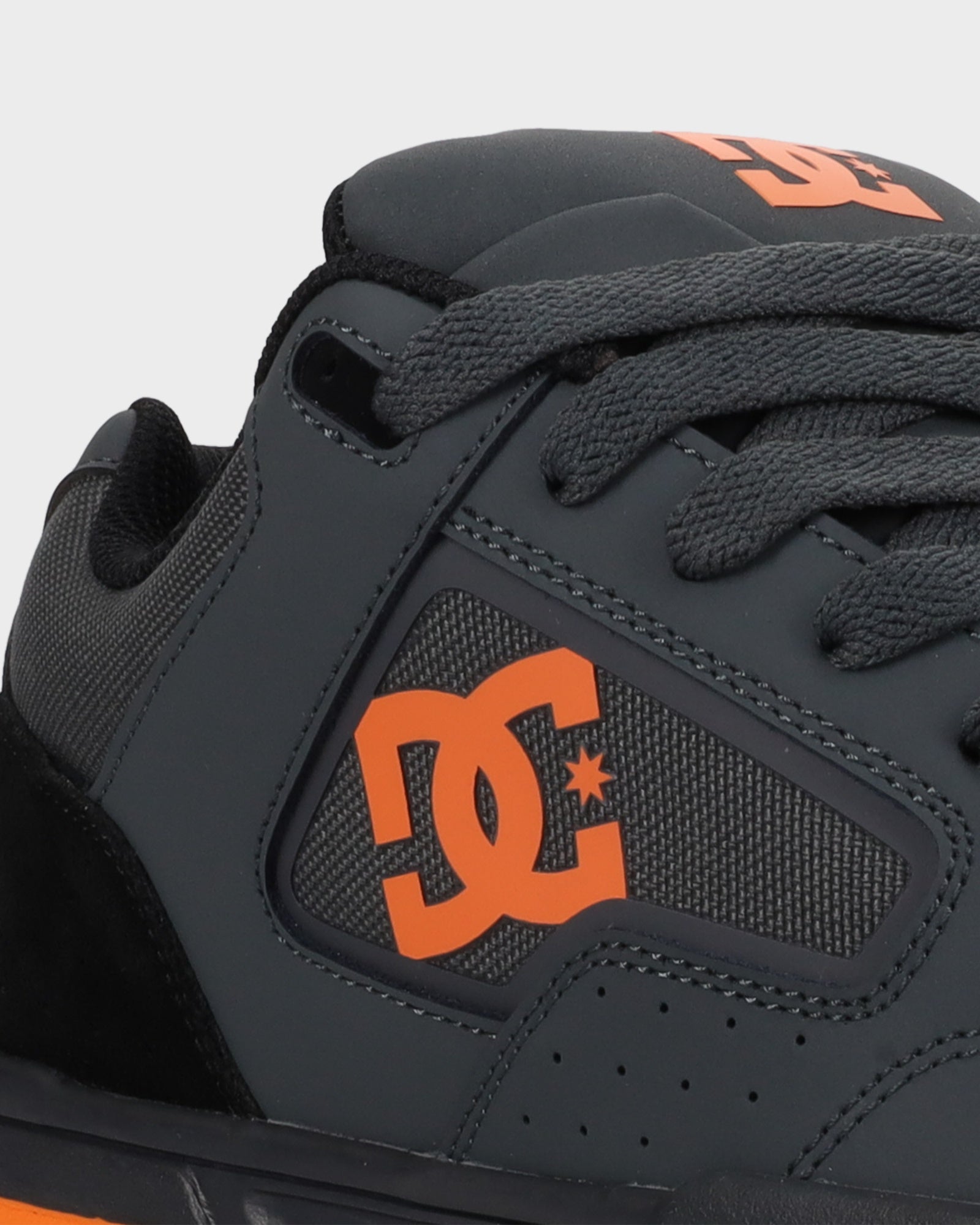 Mens DC Coiler Sneakers